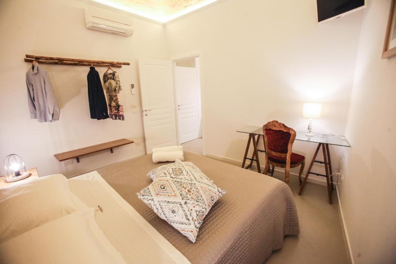 Superior Cabin on Boat,1033310030:JPEG