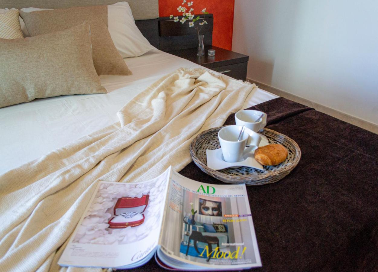 One-Bedroom Apartment,1096469643:JPEG