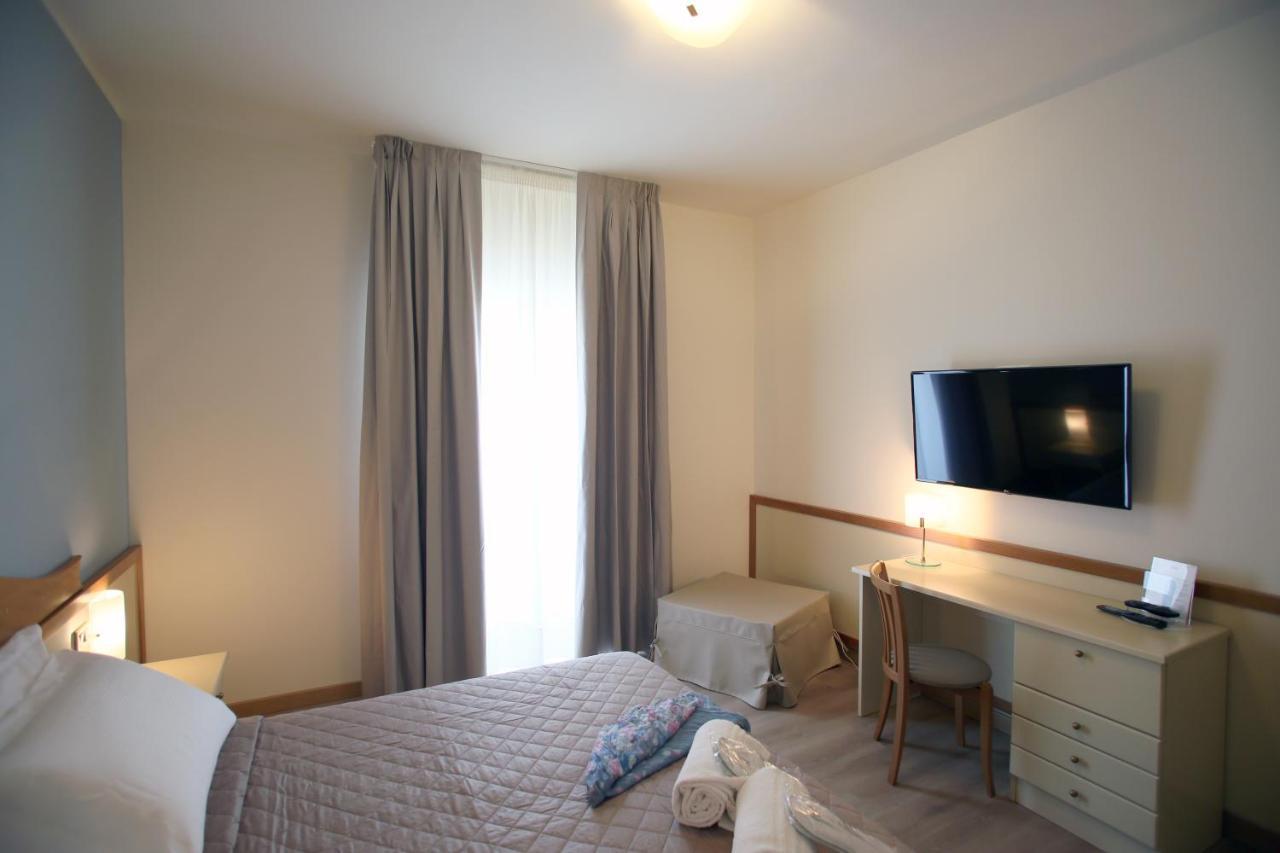 Dreibettzimmer