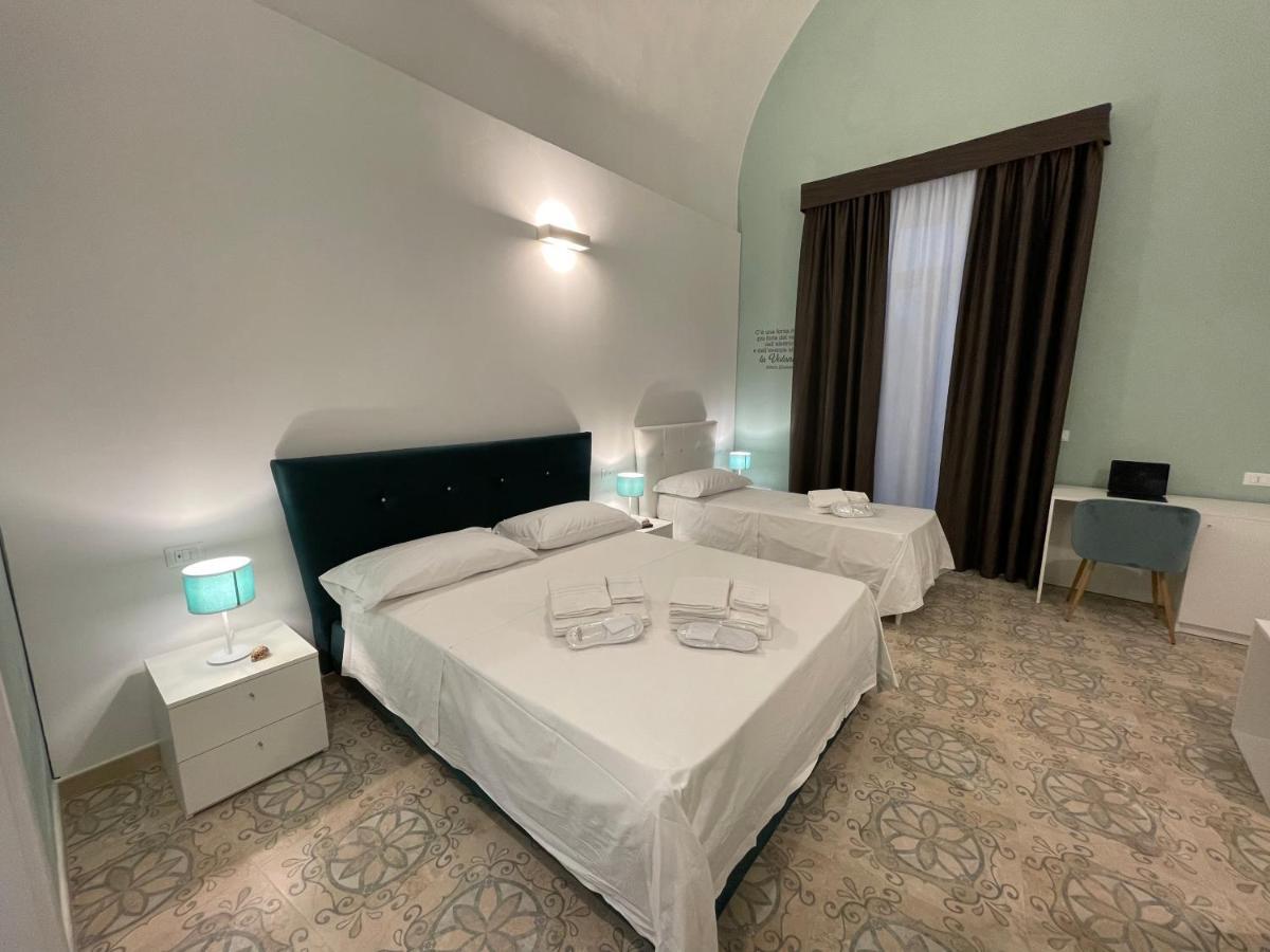 Camera Quadrupla Deluxe