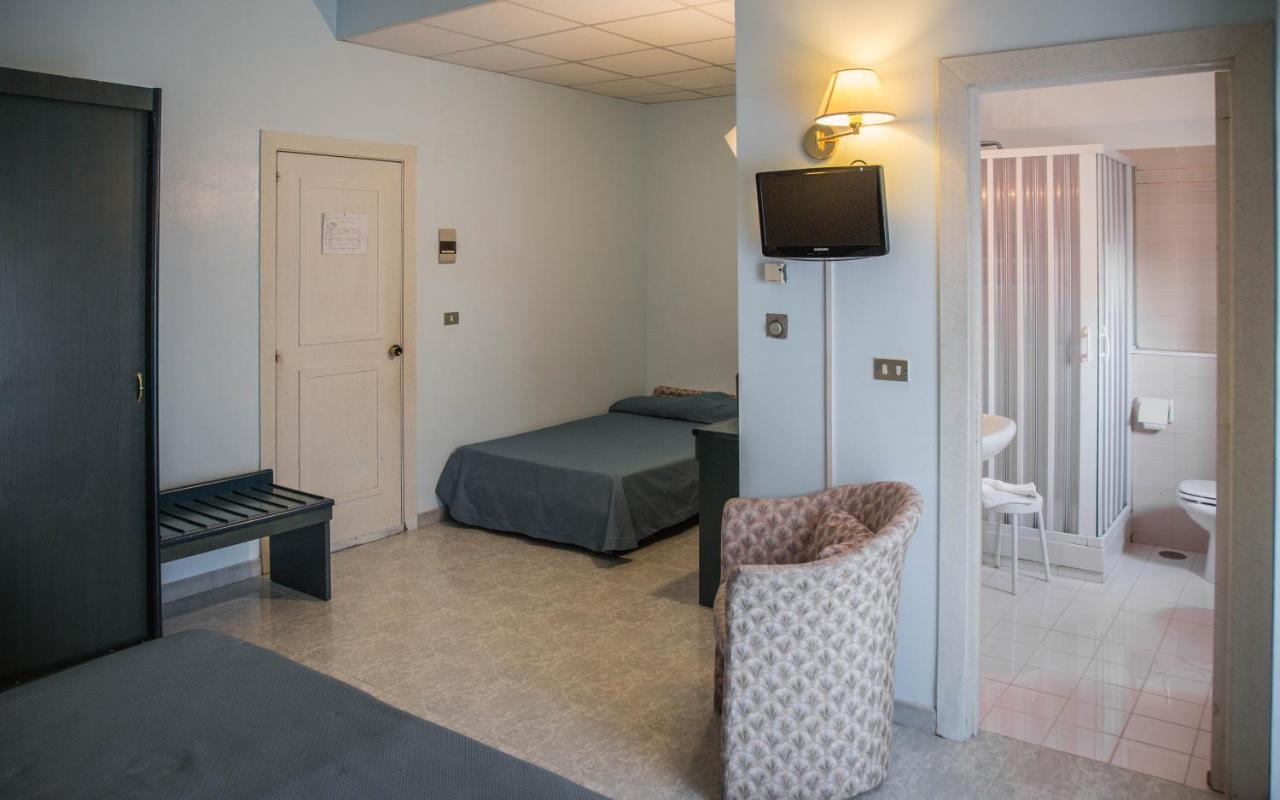 Dreibettzimmer