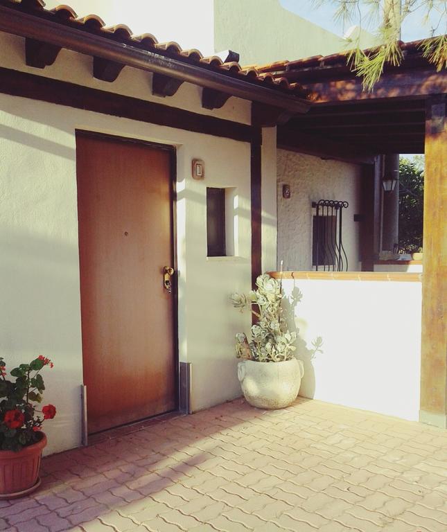 Camera Tripla Superior