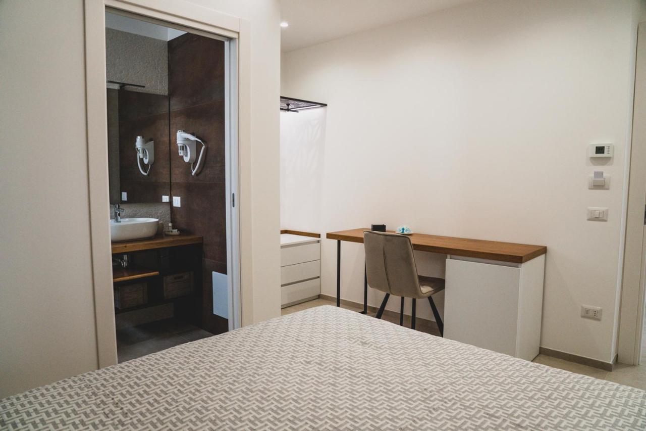 King Room,1299189460:JPEG