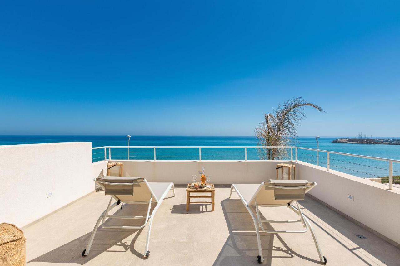 Appartamento con 2 Camere da Letto, Terrazza e Vista Mare