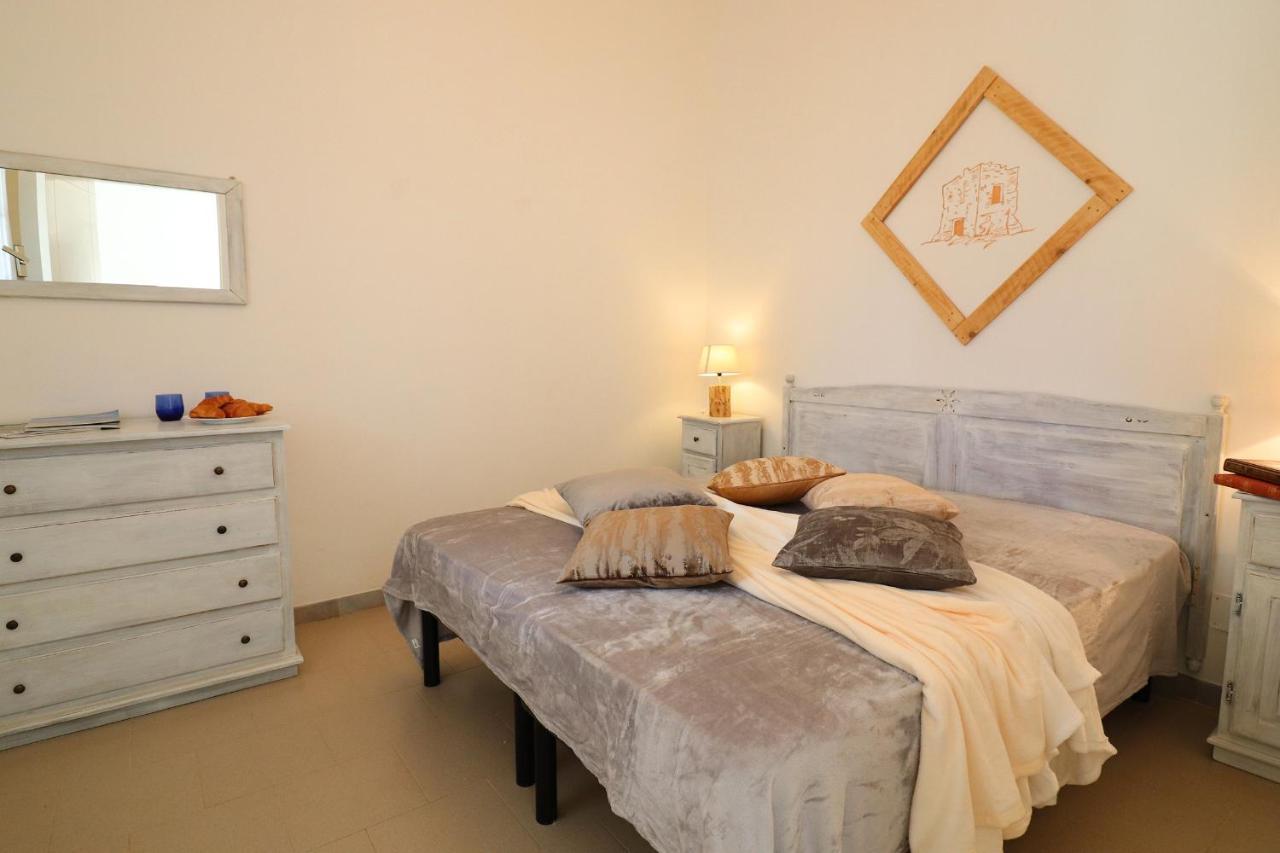 Appartamento con 2 Camere da Letto, Balcone e Terrazza