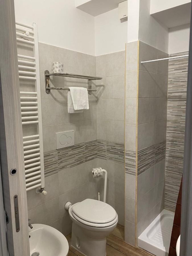 Small Double Room,1413003530:JPEG