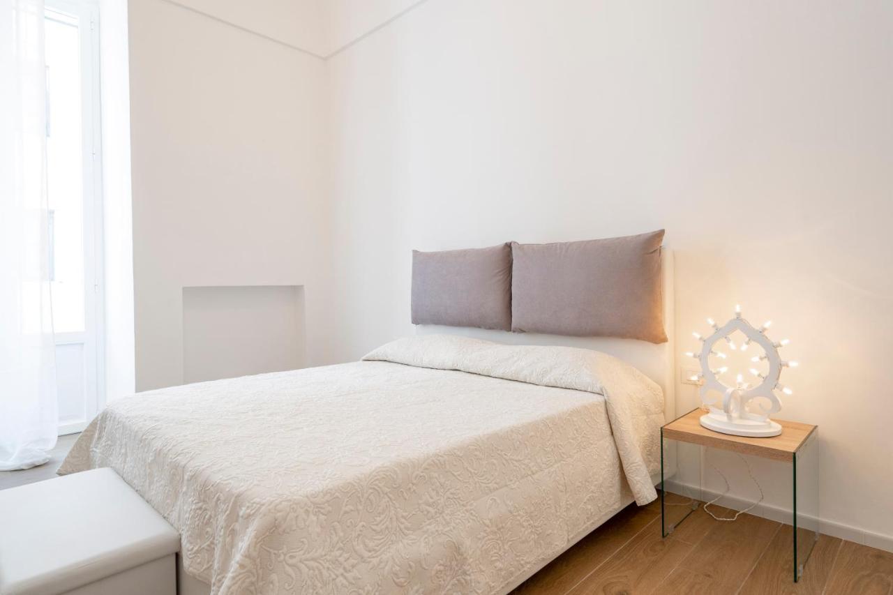 Executive Suite,1471994700:JPEG