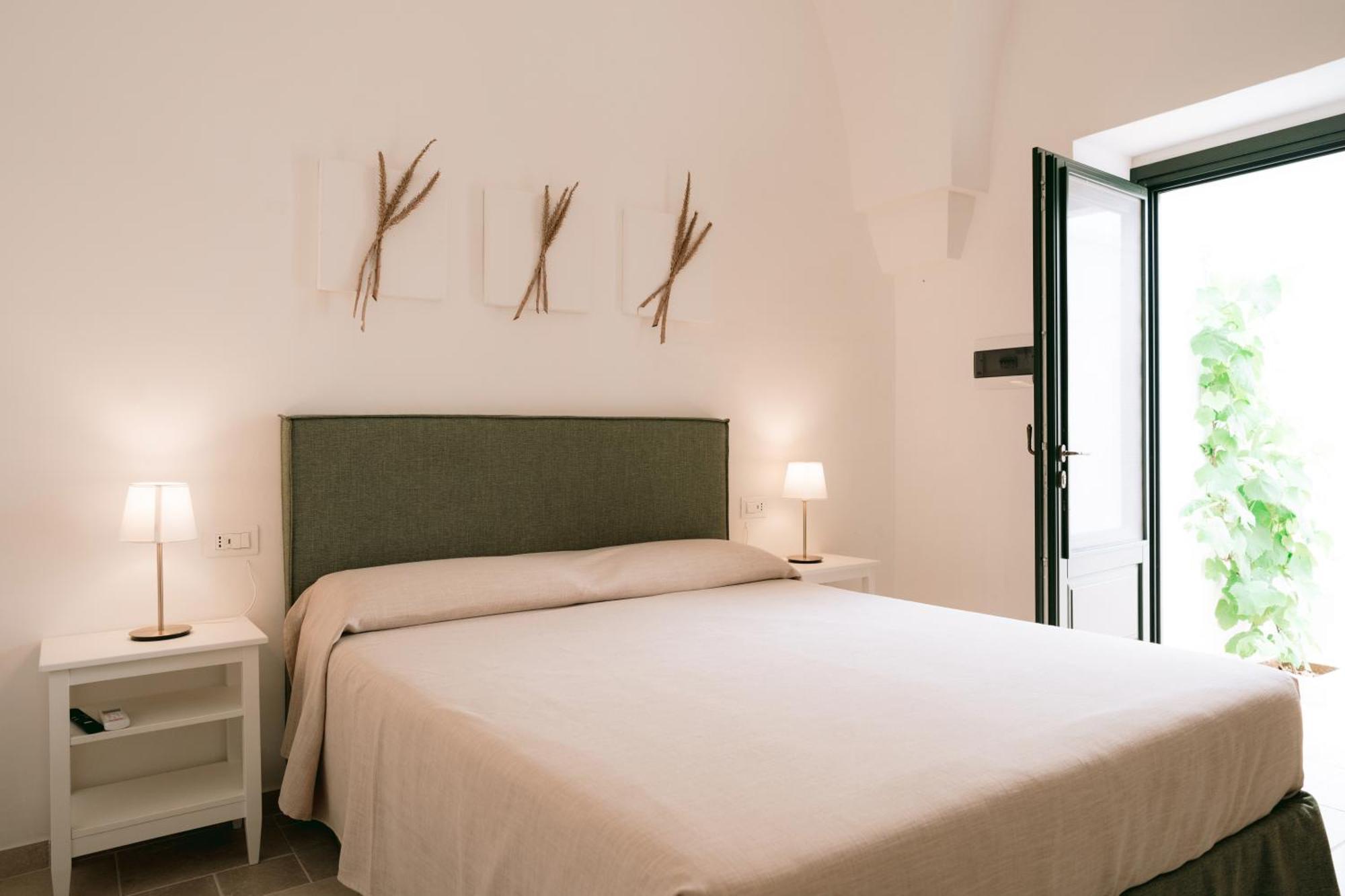 Standard Double Room,1501208860:JPEG