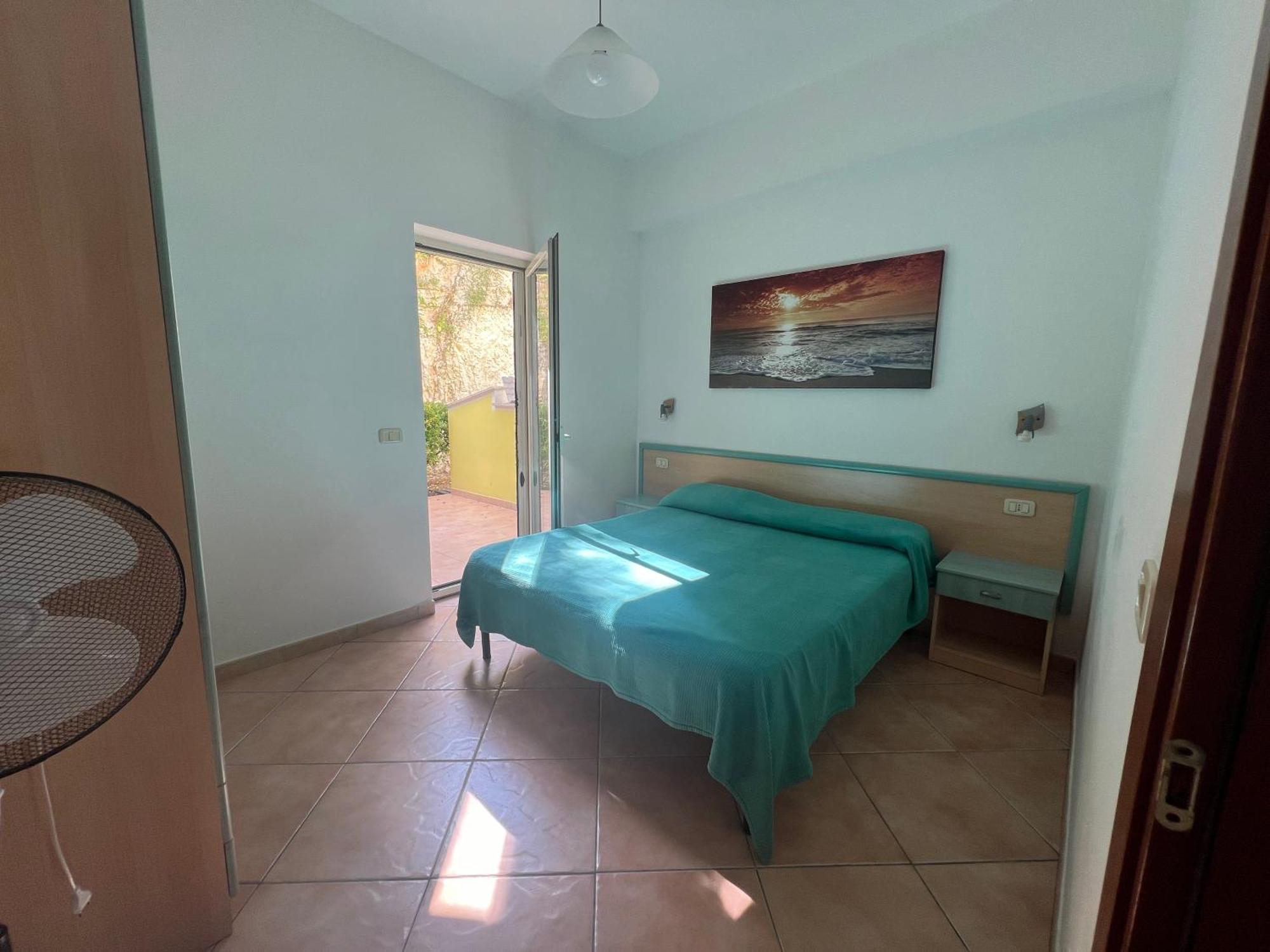 One-Bedroom Apartment,1529451790:JPEG