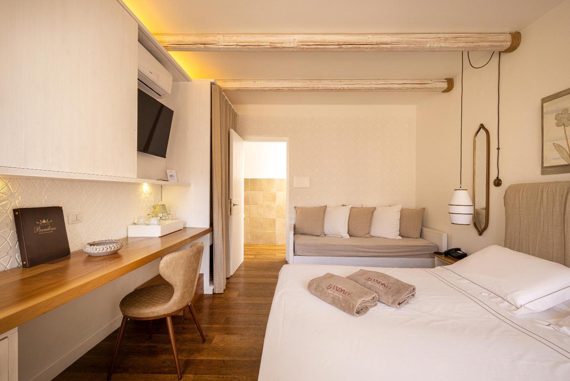 Großes Doppelzimmer