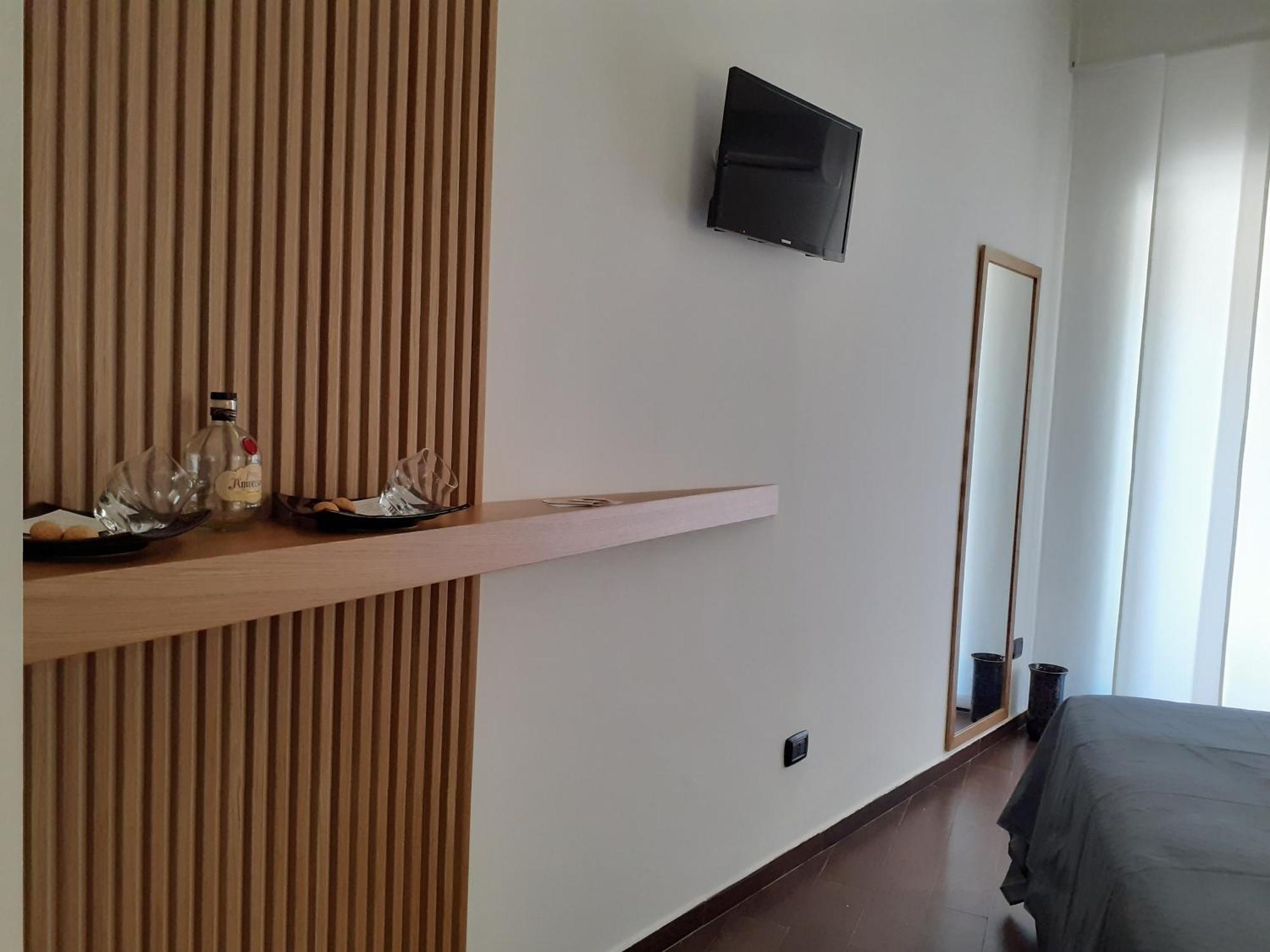 Deluxe Double Room,1559878450:JPEG