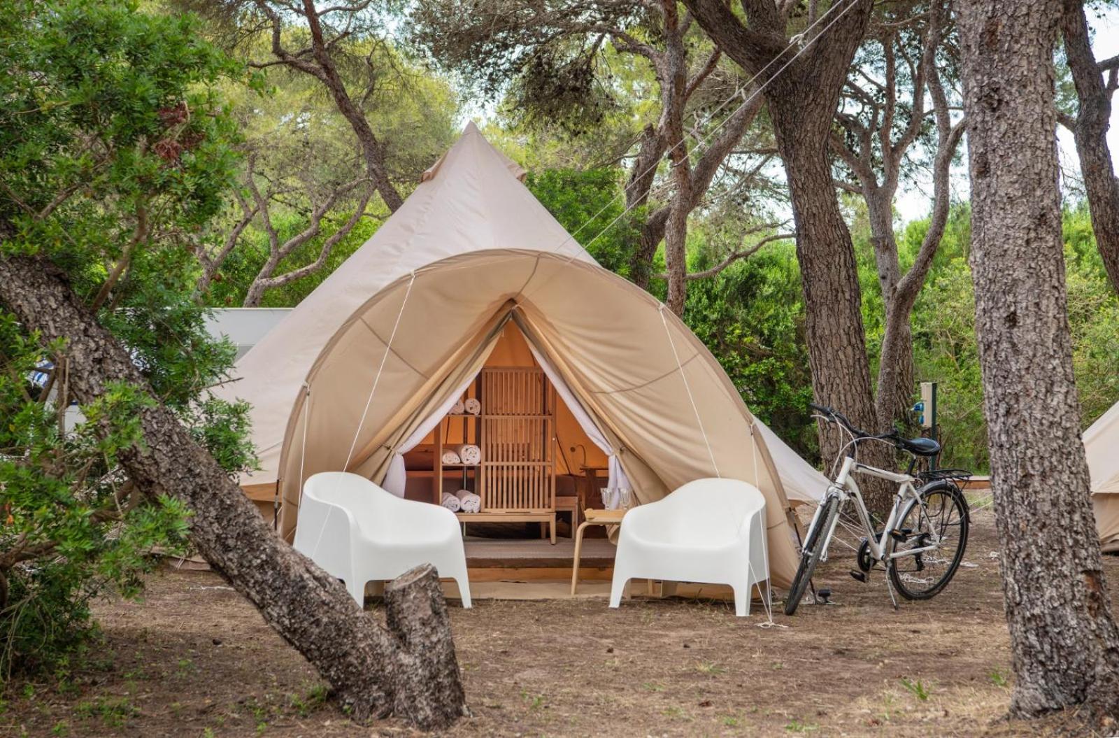 Tent,1585509256:JPEG