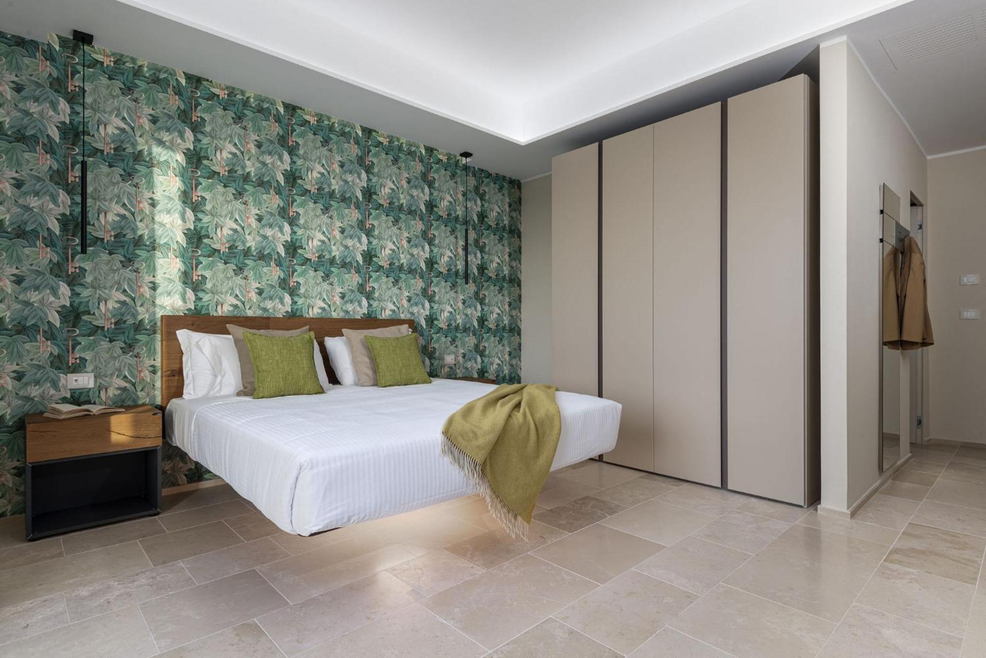 Suite with Terrace or Patio