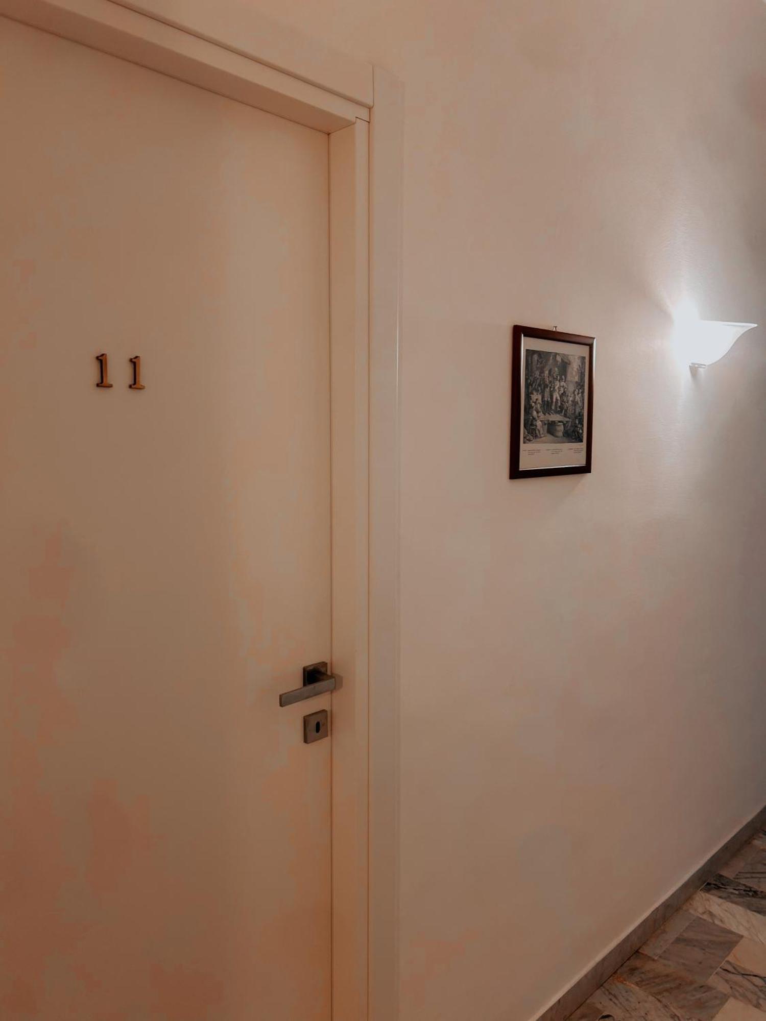 Large Double Room,1610868499:JPEG