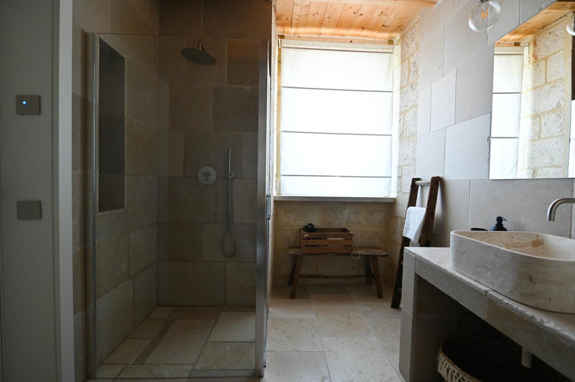 Double Room Private Bathroom