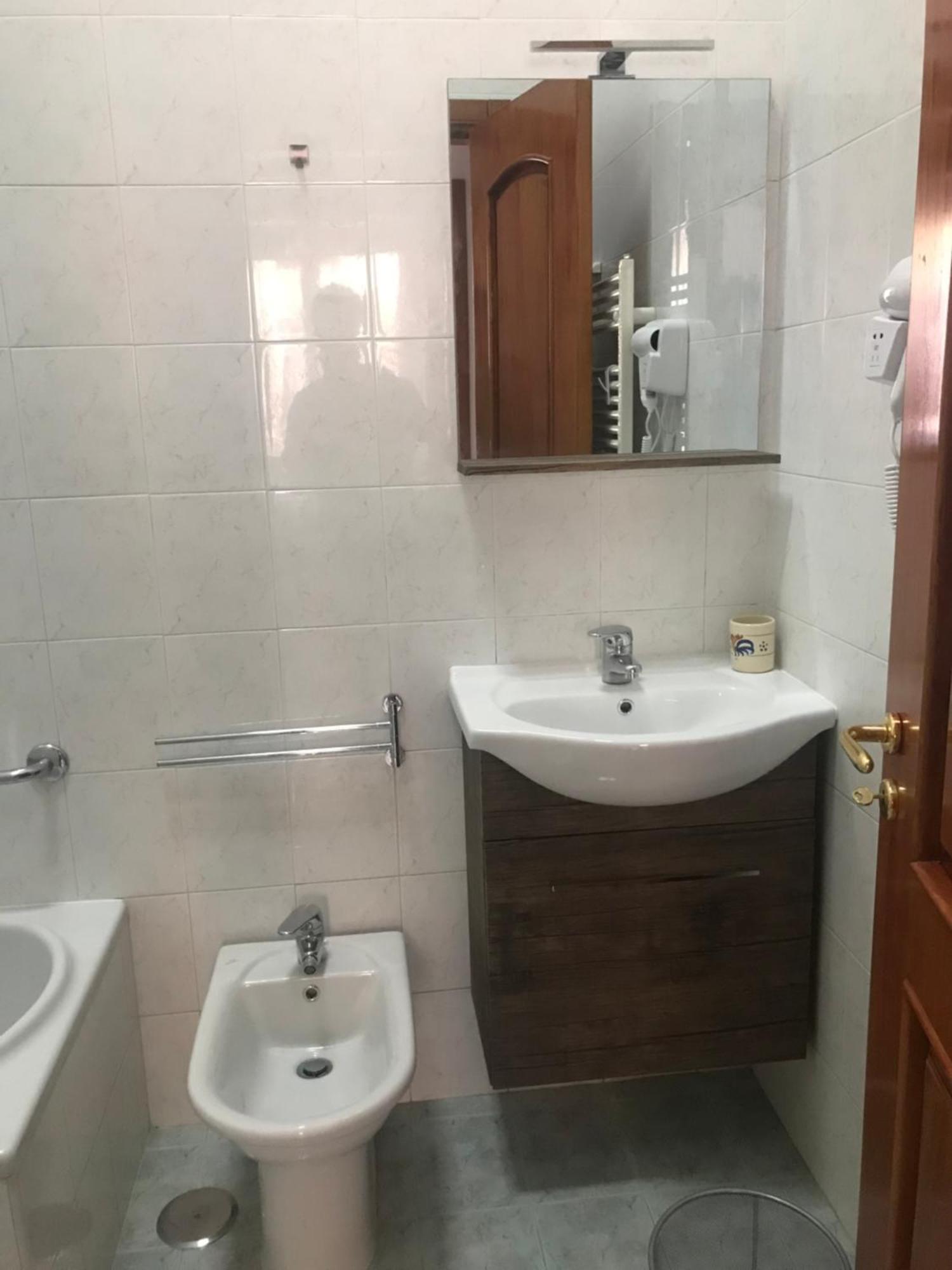 Camera Familiare con Bagno Privato