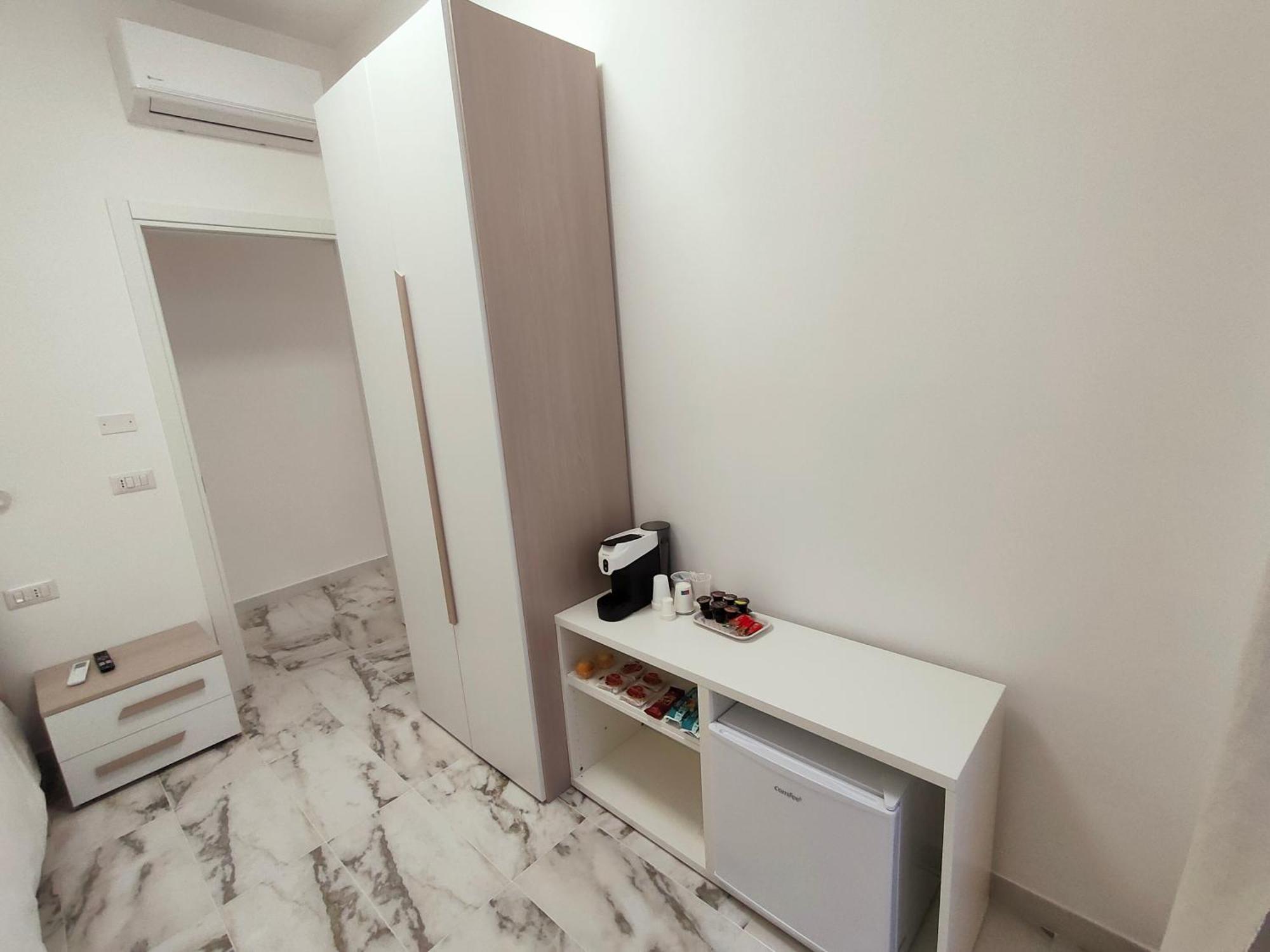 Single Room with Private Bathroom