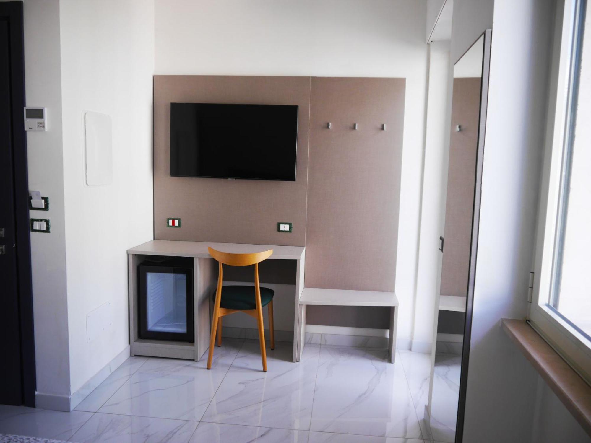 Large Double Room