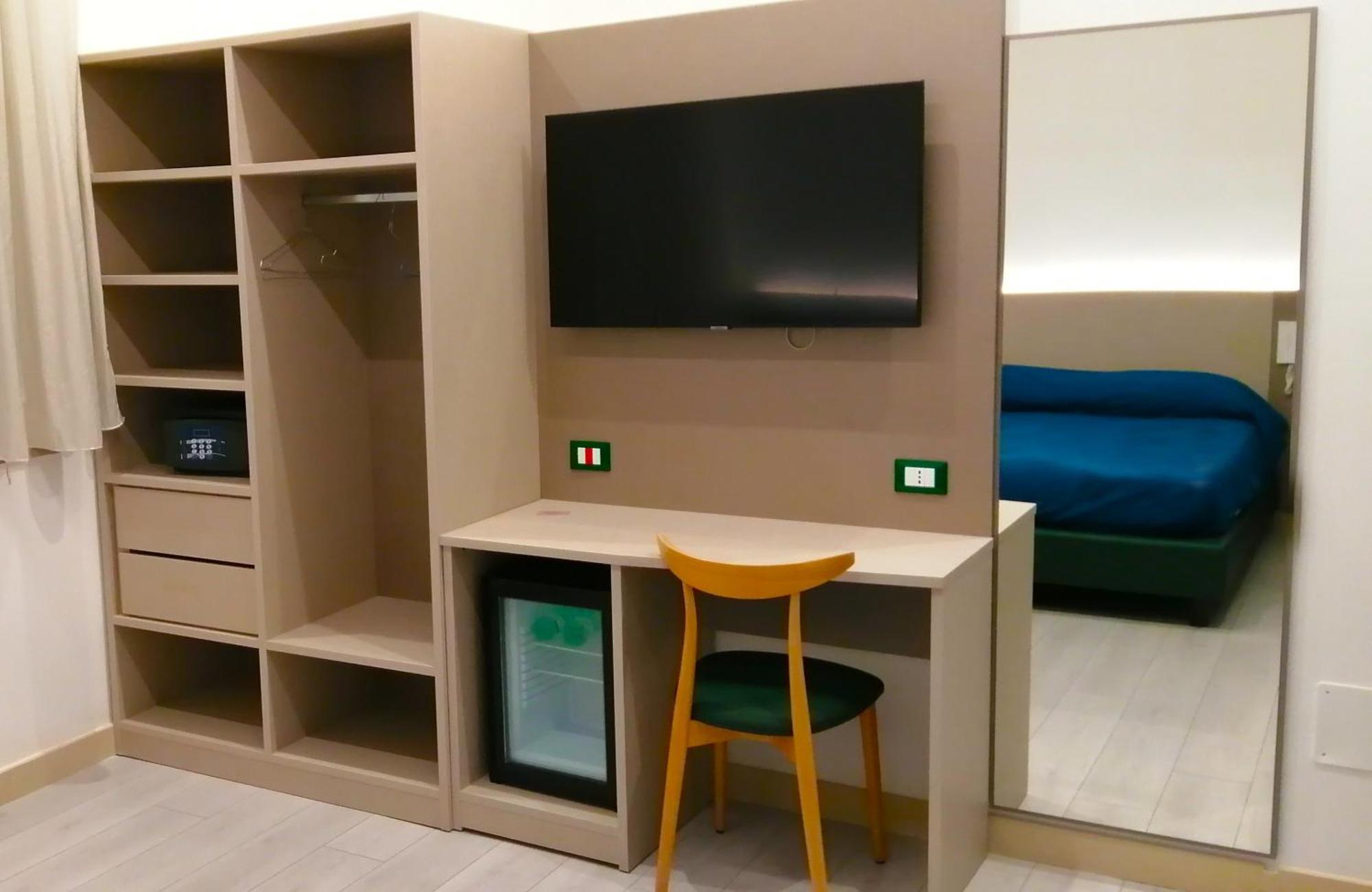 Double or Twin Room Disability Access
