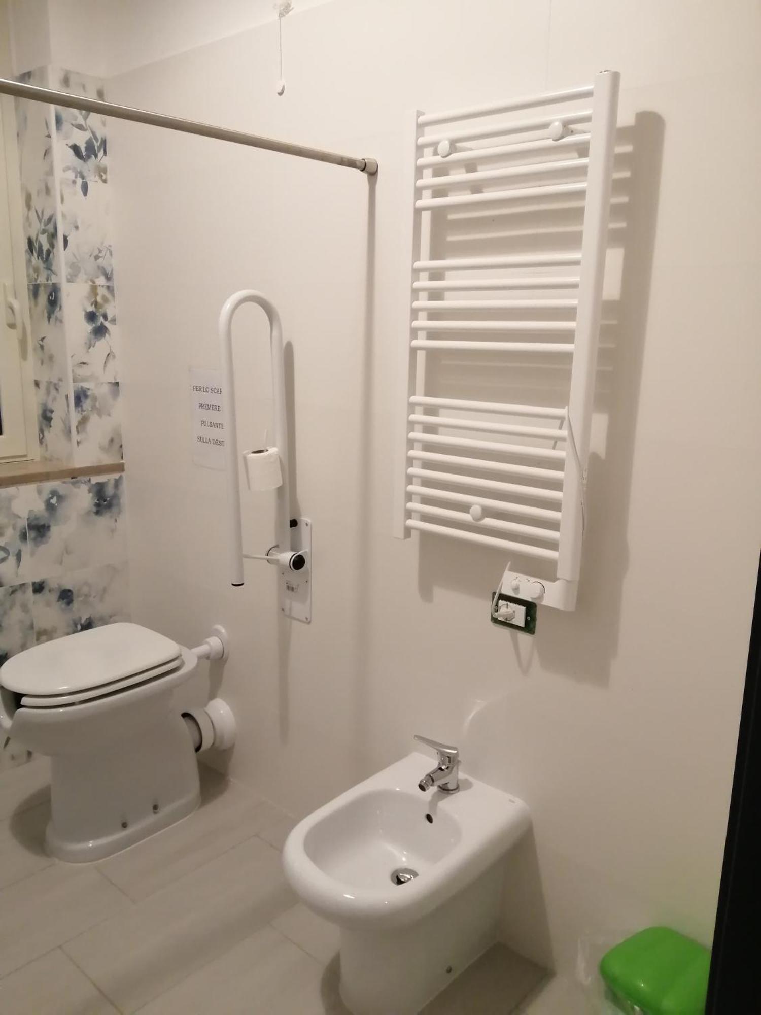 Double or Twin Room Disability Access