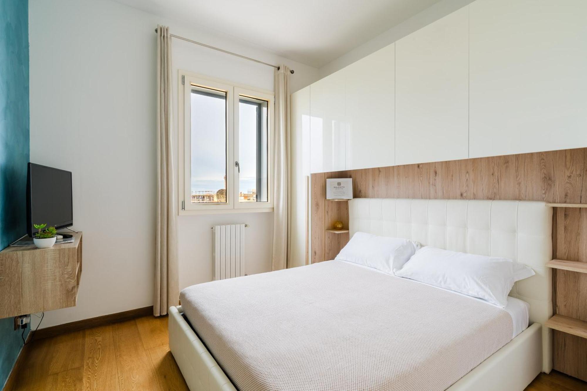 Doppelzimmer mit Whirlpool-Badewanne