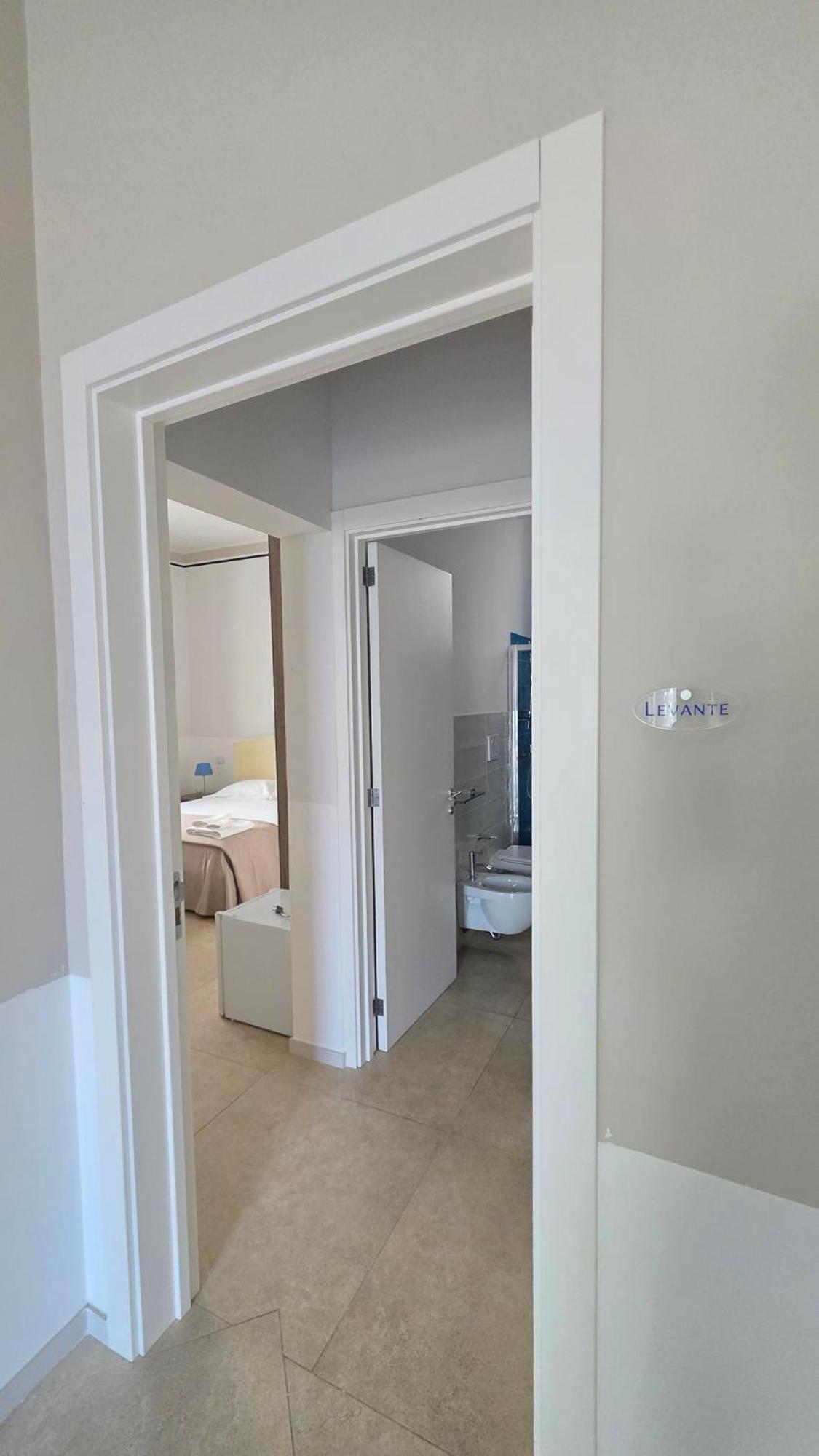 Deluxe Zimmer (2 Erwachsene & 1 Kind)