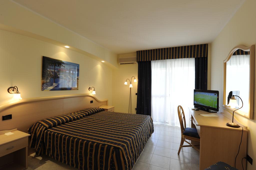Doppelzimmer mit Zustellbett
