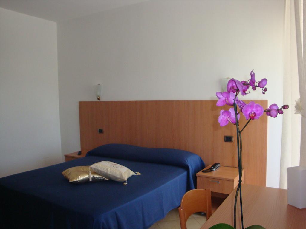 Doppelzimmer mit Balkon
