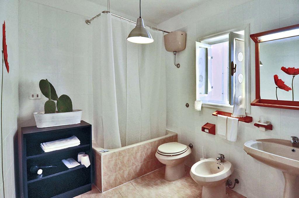 Camera Matrimoniale con Bagno Privato