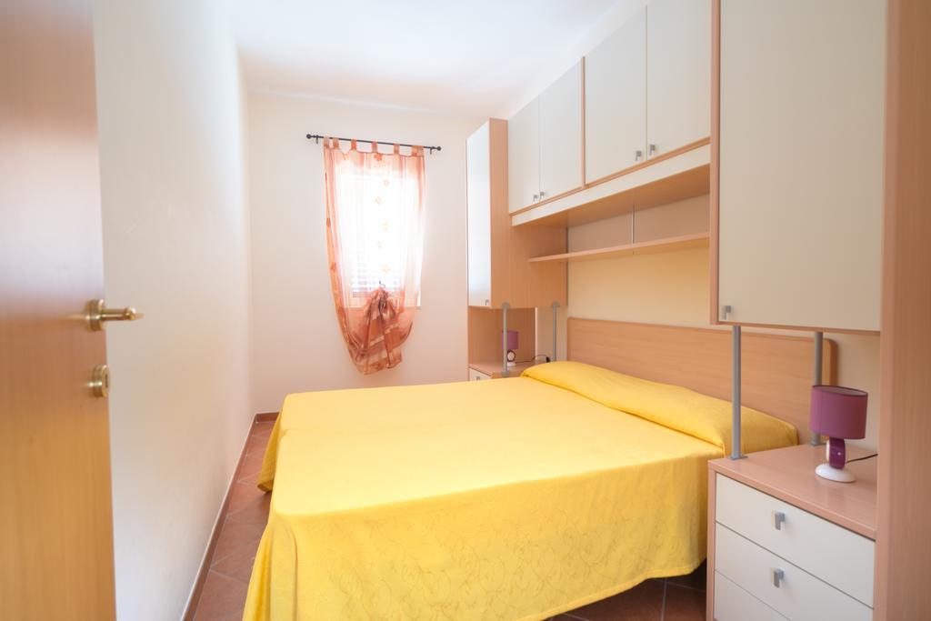 Two-Bedroom Apartment,398758602:JPEG