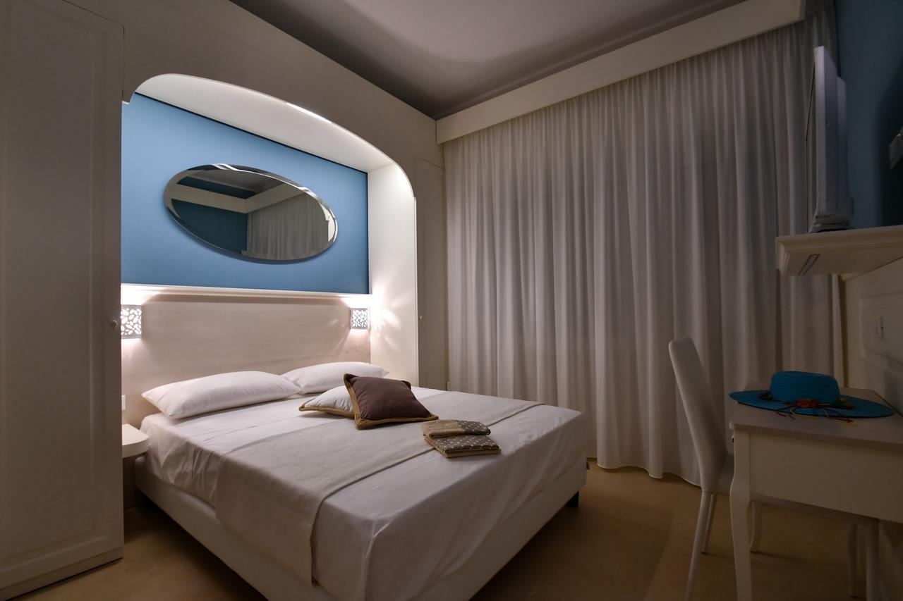 Doppelzimmer mit Balkon