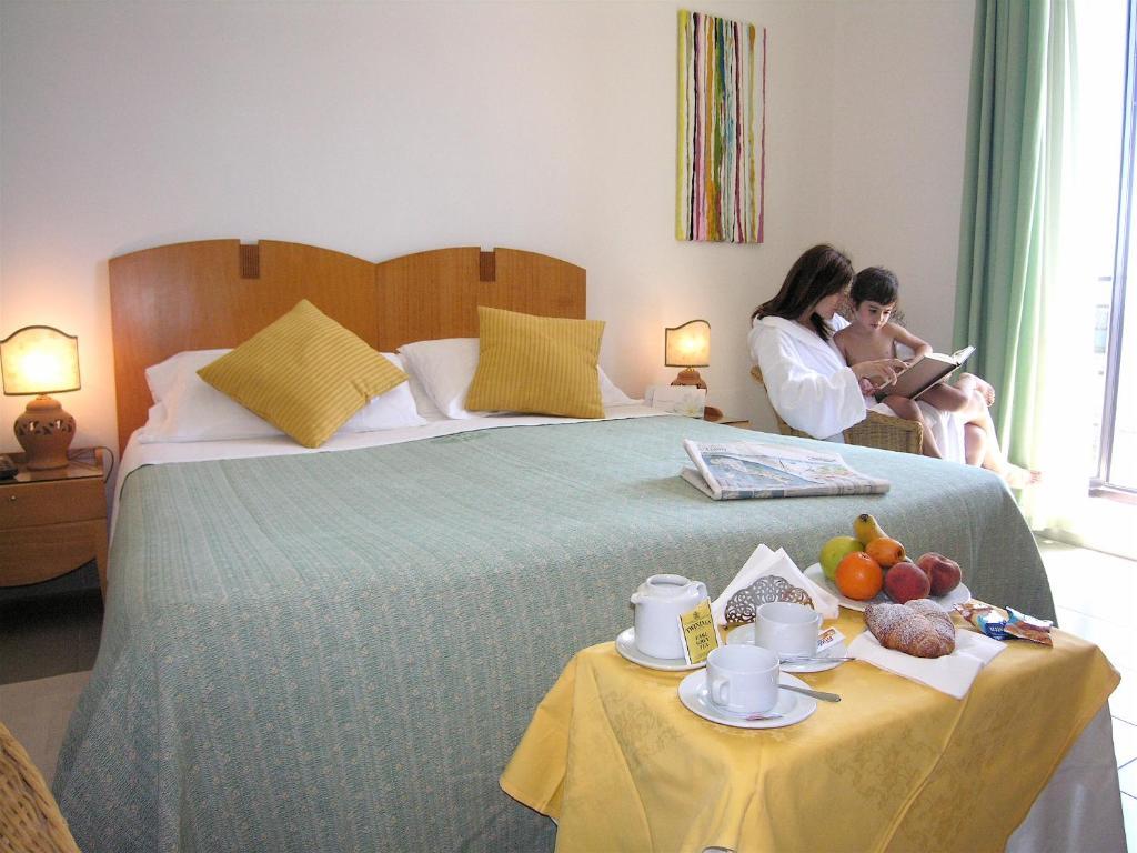 Double Room with Sea View,61924156:JPEG