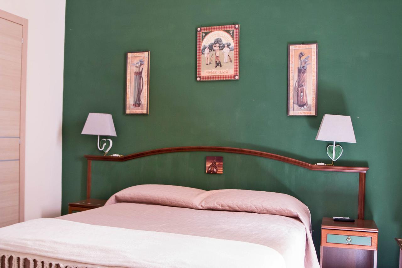 Standard Double Room,639266109:JPEG