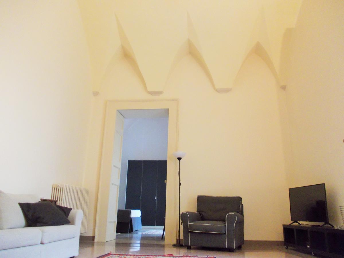 Two-Bedroom Apartment,753125090:JPEG