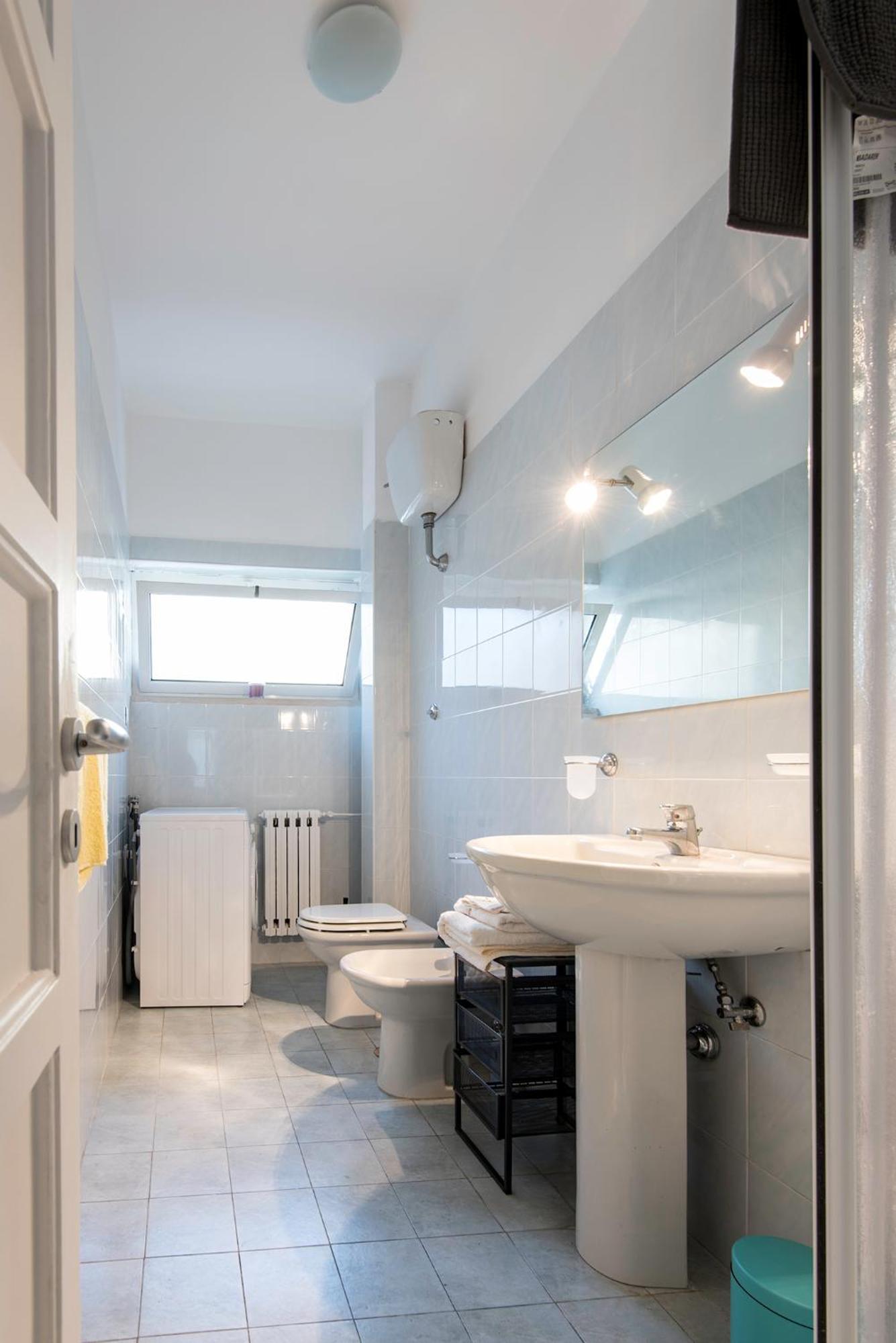 Double or Twin Room Private External Bathroom