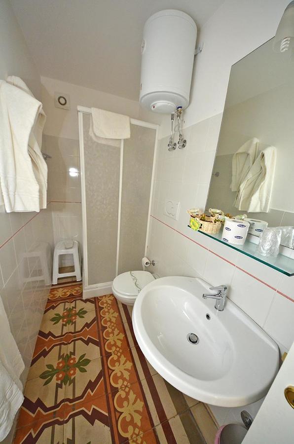 Camera Matrimoniale con Bagno Privato