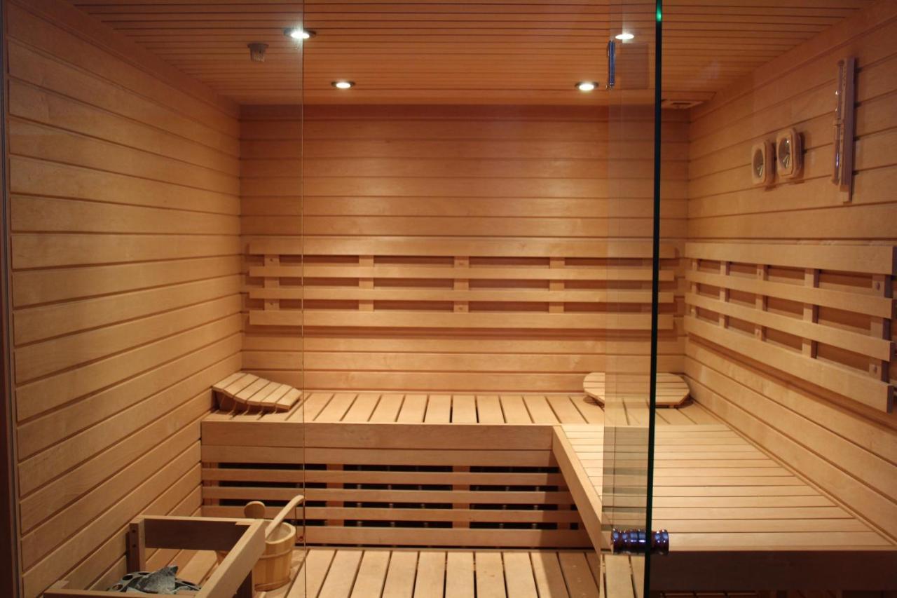 Double or Twin Room Spa Access,1156850238:JPEG