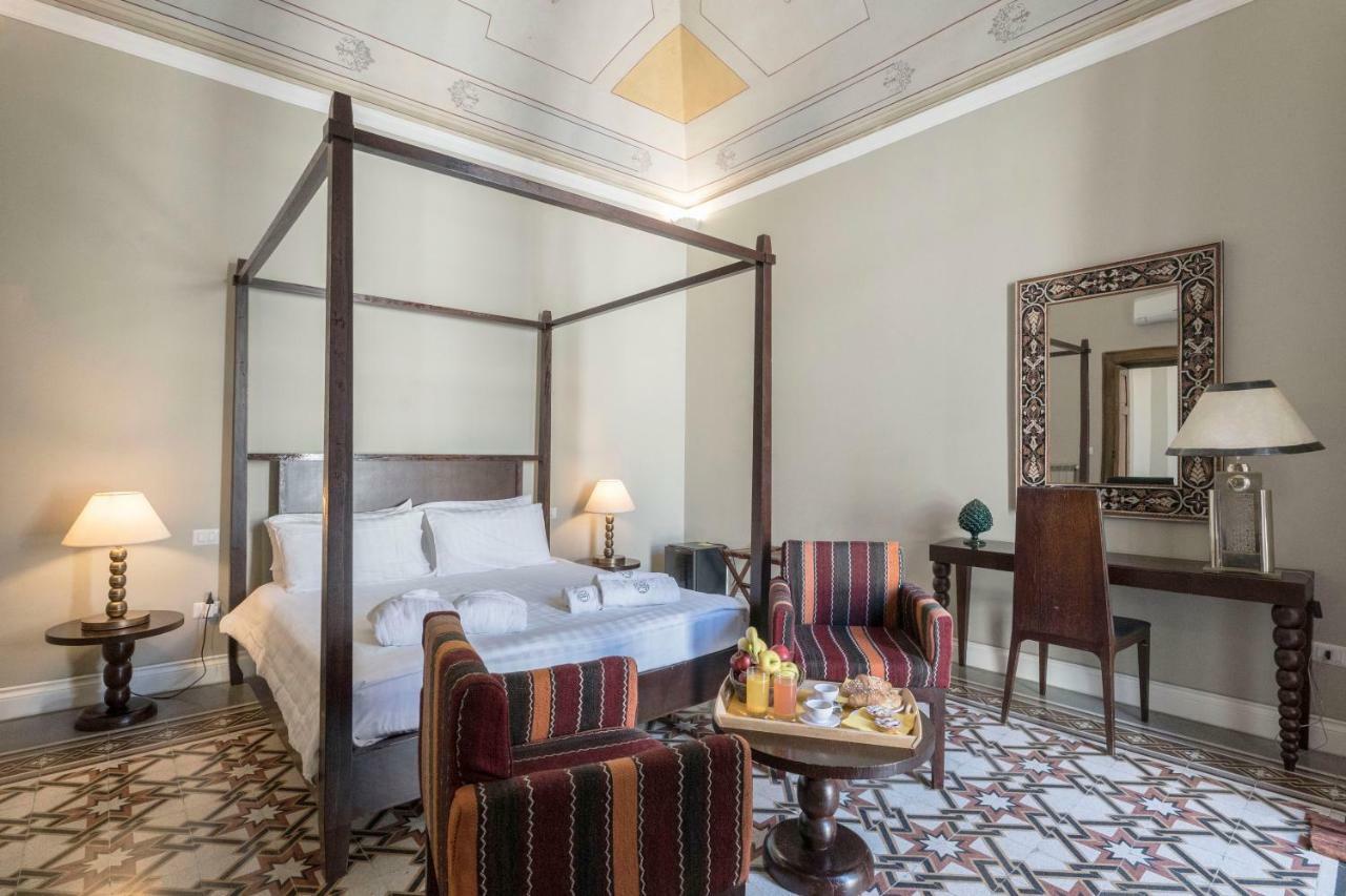 Suite met Kingsize Bed en Balkon