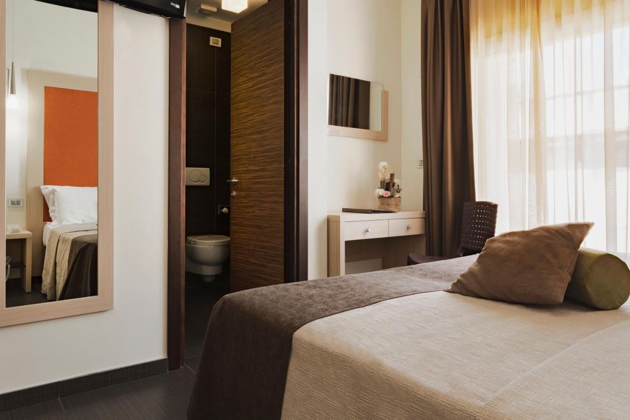 Superior Doppel- oder Zweibettzimmer mit Balkon