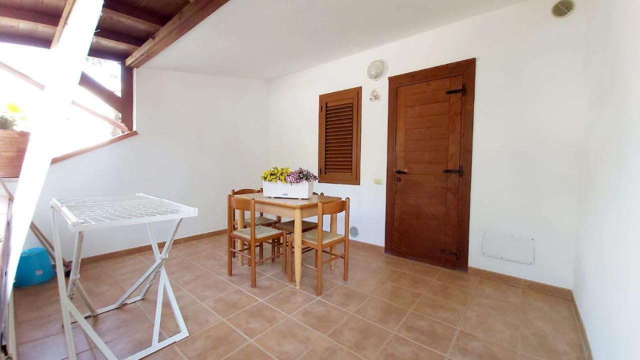 One-Bedroom Apartment,1079519158:JPEG