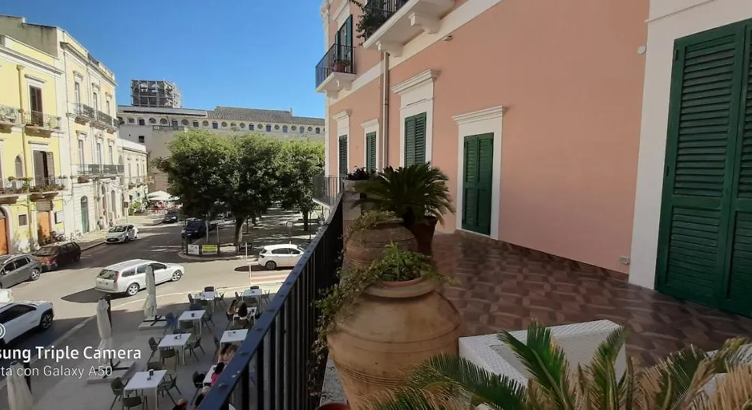 Palace B&B-1