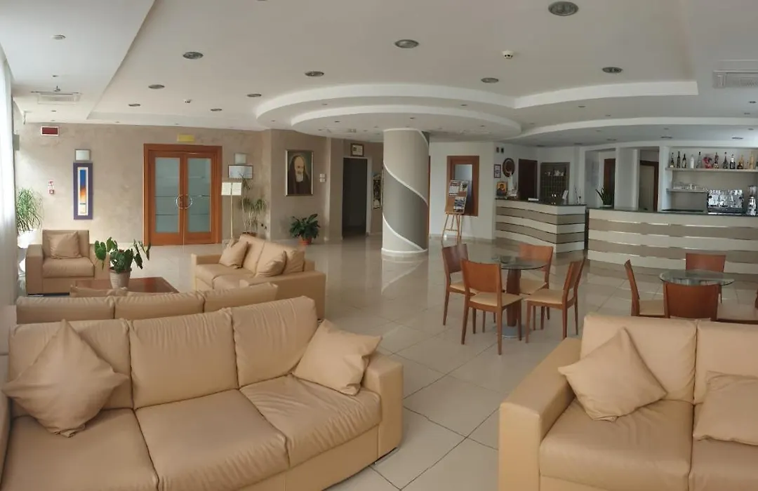 Hotel Apulia-1