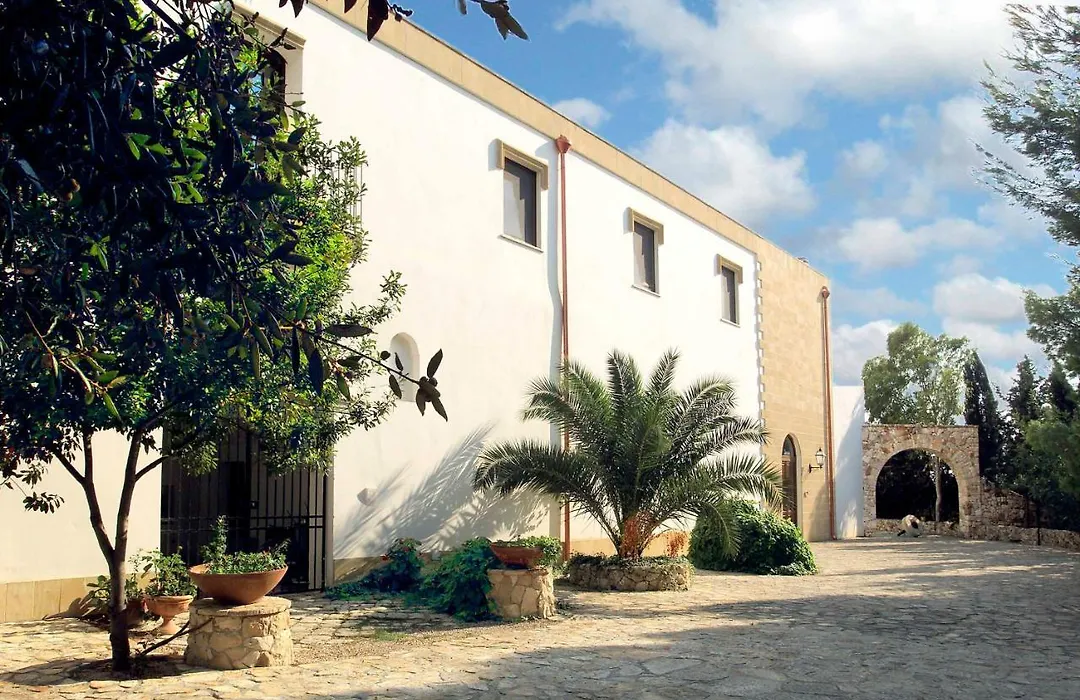 Masseria Artemisia-1