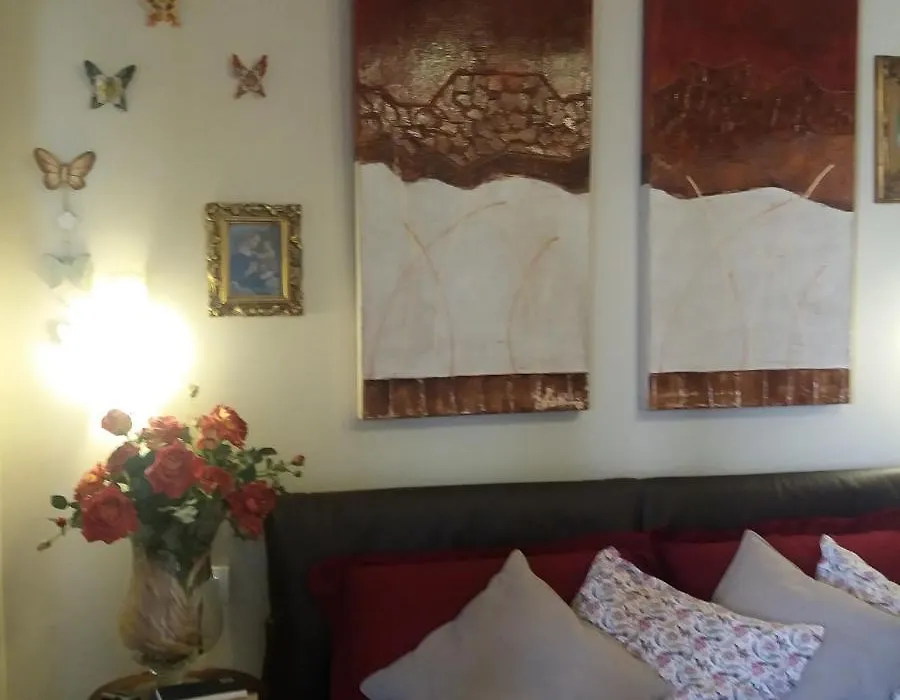 Artistic House-1