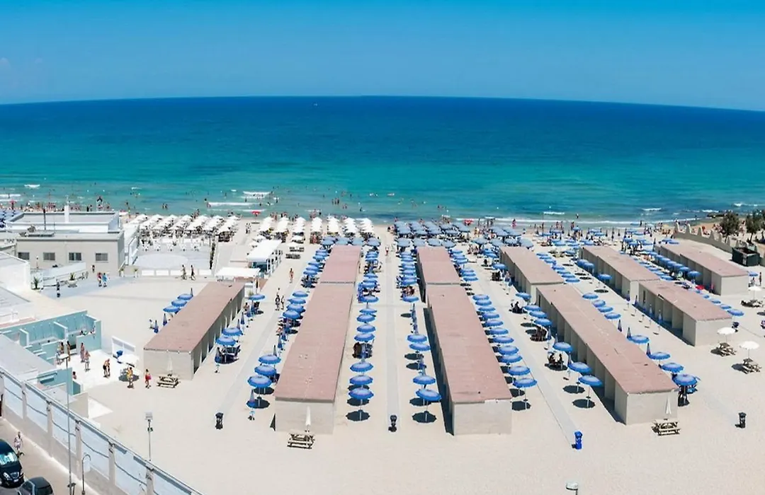 Appartamento Di Fronte Al Mare By Apulia Accommodation-1