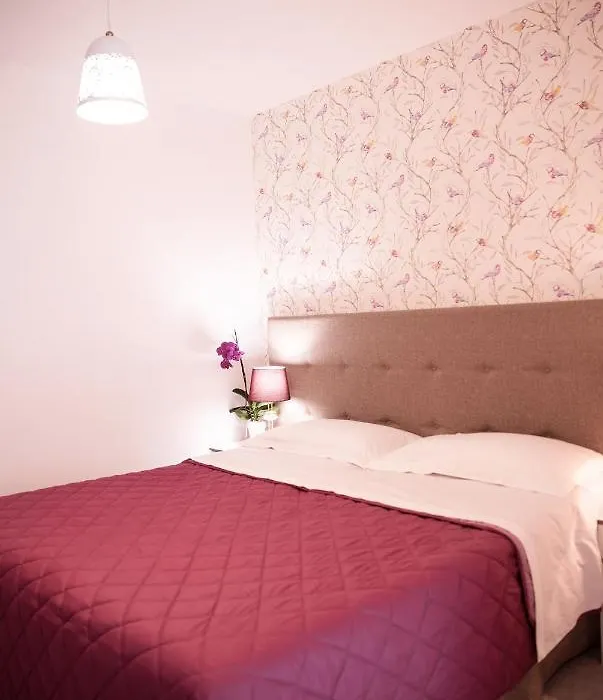 Mirò B&B-1