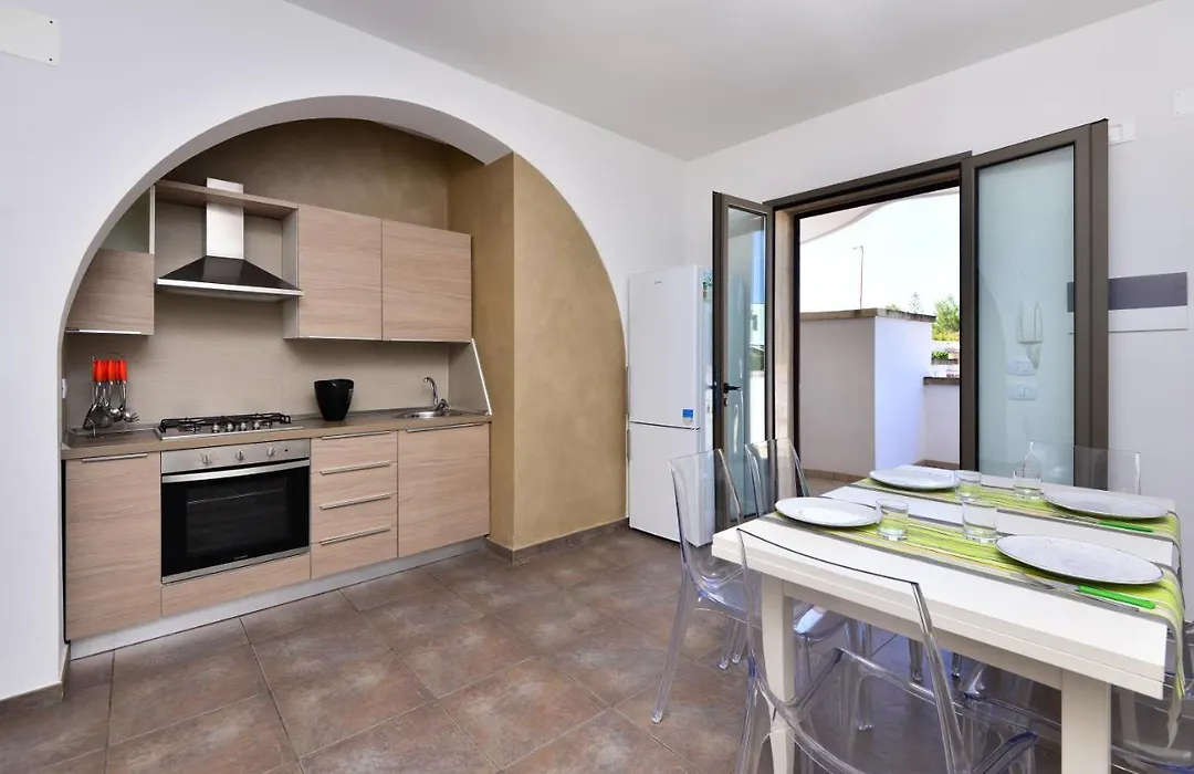 Damavi Suite 2-1