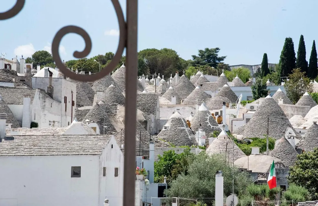 Perlage Suite Luxury B&B - Amazing View Of Trulli-1