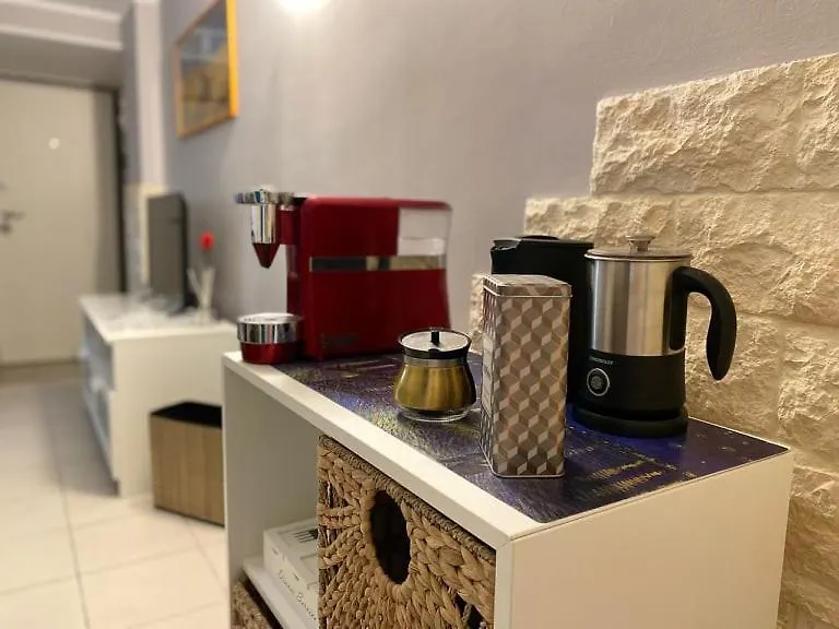 Iris Apartment-1