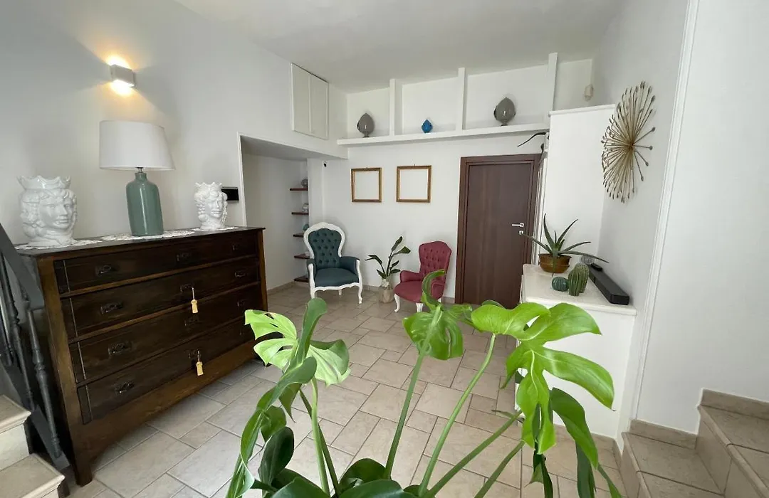 Dimora Bellini Apartment&Rooms-1